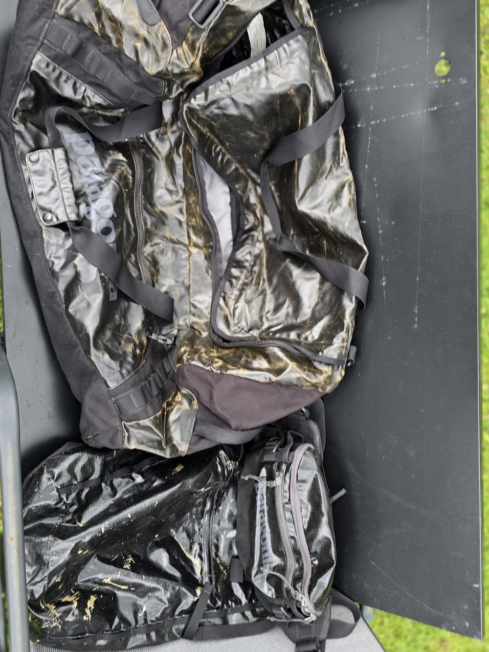 Patagonia Glossy Tpu Beat Up Black Bundle 3 Bags
